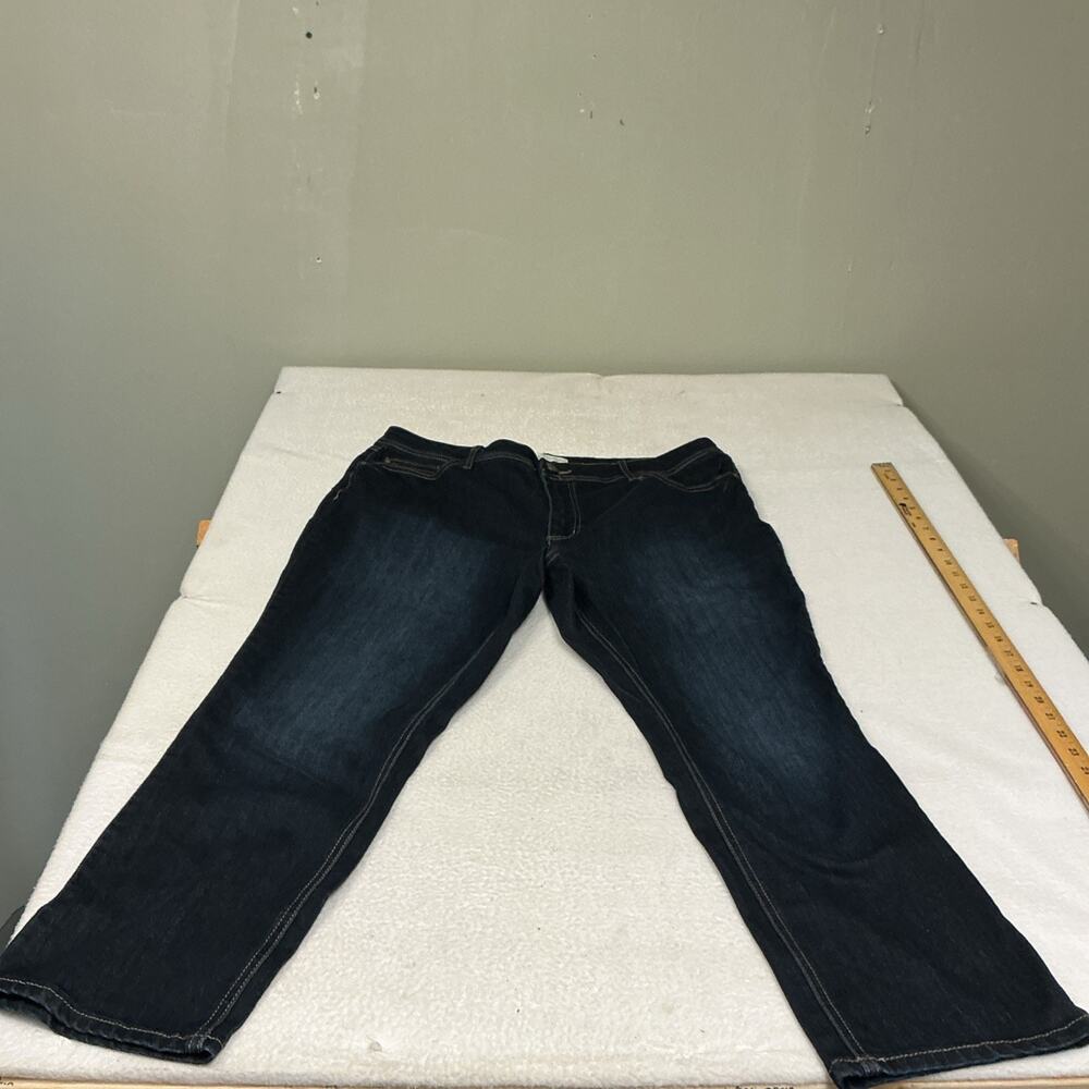 womens jeans Size 16Plus Cato EST 1946 Dark Blue Straight Leg Stretch. 3452